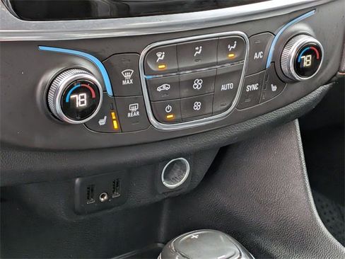 Used 2019 Chevrolet Traverse LT w/ LPO, Floor Liner Package image 22