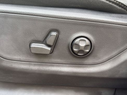 Used 2021 RAM 1500 Big Horn AWD/4WD image 34