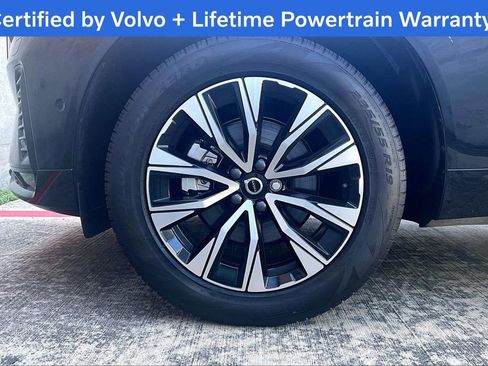 Used 2025 Volvo XC60 B5 Plus AWD/4WD image 12