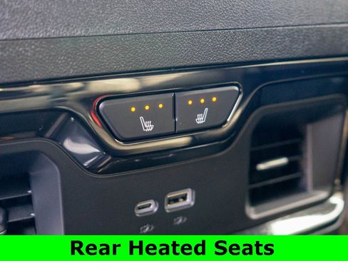 Used 2025 GMC Sierra 2500 AT4X image 15