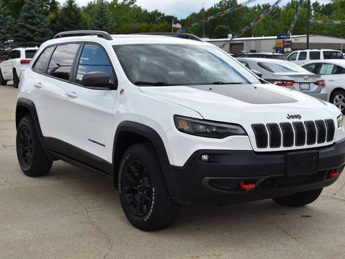 Used 2019 Jeep Cherokee Trailhawk AWD/4WD image 1