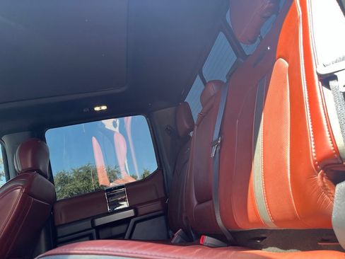Used 2022 Ford F350 Platinum w/ Tremor Off-Road Package AWD/4WD image 10