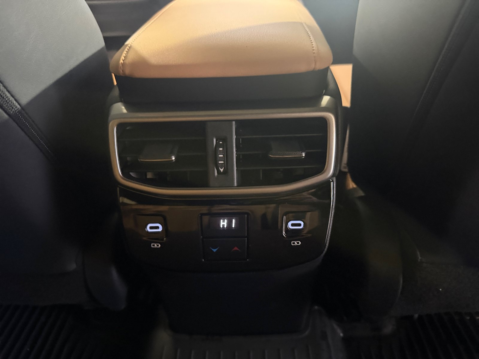 Used 2026 Lexus RX 350h w/ Convenience Package AWD/4WD image 30