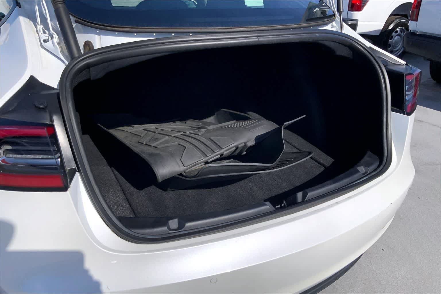 Used 2021 Tesla Model 3 Standard Range Plus RWD image 18