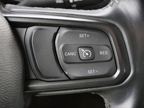 Used 2021 Jeep Gladiator Sport AWD/4WD image 40