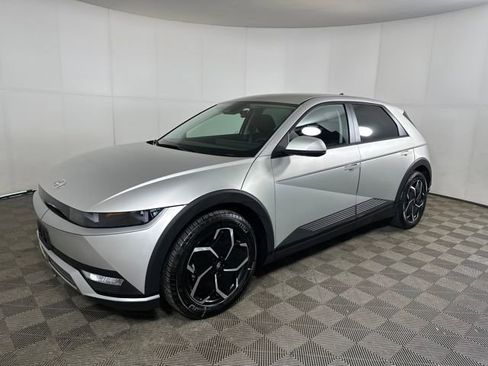 Used 2024 Hyundai Ioniq 5 SEL image 7