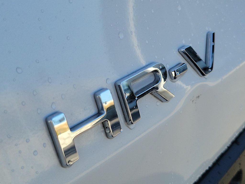 Certified 2025 Honda HR-V LX image 8