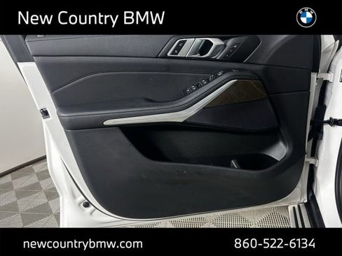 Used 2022 BMW X5 xDrive40i w/ Premium Package image 13
