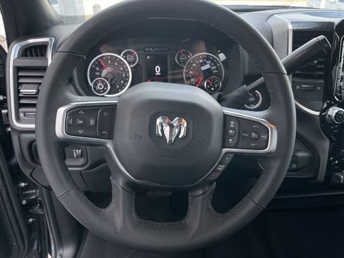 Used 2025 RAM 2500 Big Horn AWD/4WD image 14