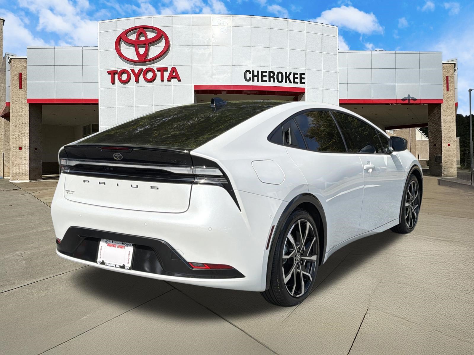 Used 2026 Toyota Prius Plug-In Hybrid FWD image 5