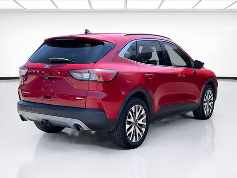 Used 2020 Ford Escape Titanium AWD/4WD image 4