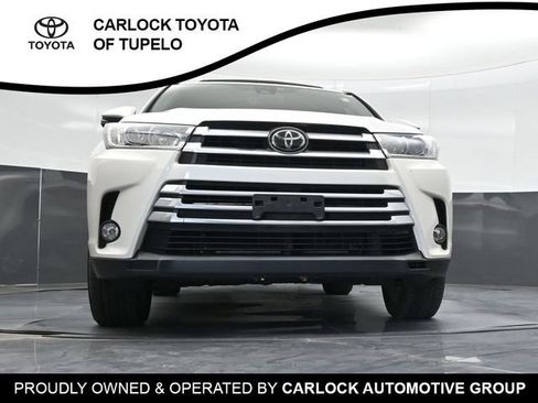 Used 2018 Toyota Highlander Limited FWD image 55
