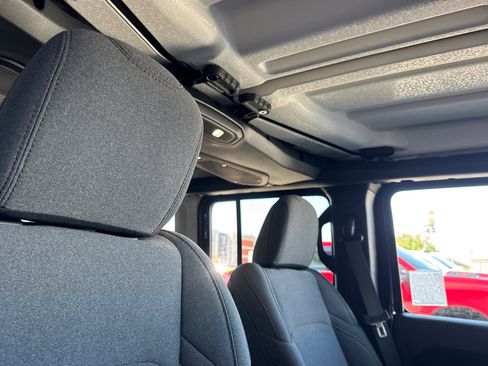 New 2026 Jeep Wrangler Unlimited Sport AWD/4WD image 15