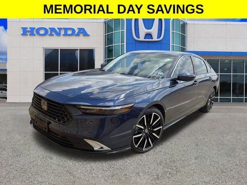 Used 2024 Honda Accord Touring image 5