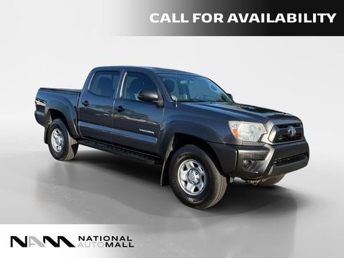 Used 2015 Toyota Tacoma PreRunner w/ Convenience Package RWD image 7