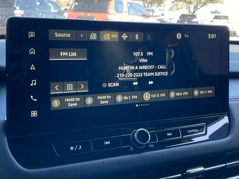 Used 2025 Mitsubishi Outlander ES image 17