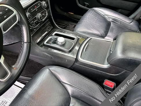 Used 2017 Chrysler 300 Limited w/ Value Package AWD/4WD image 13