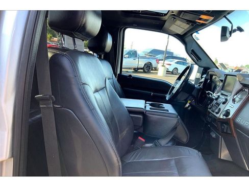 Used 2015 Ford F350 Lariat w/ Lariat Ultimate Package AWD/4WD image 8