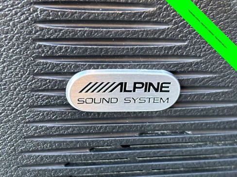 Used 2022 Dodge Challenger R/T w/ Plus Package image 12