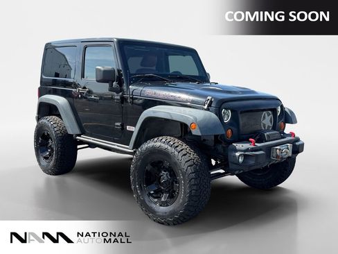 Used 2013 Jeep Wrangler Rubicon AWD/4WD image 7