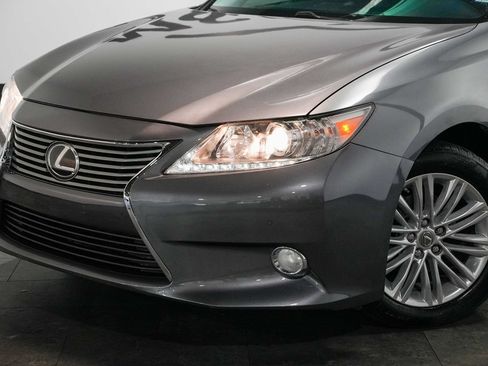 Used 2015 Lexus ES 350 w/ Premium Package FWD image 10