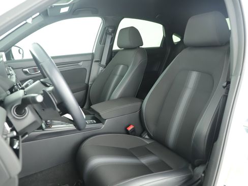 Used 2023 Honda Civic Sport image 9
