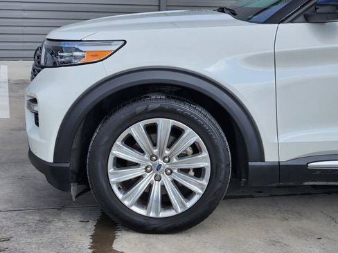 Used 2021 Ford Explorer Limited w/ Equipment Group 301A RWD image 9