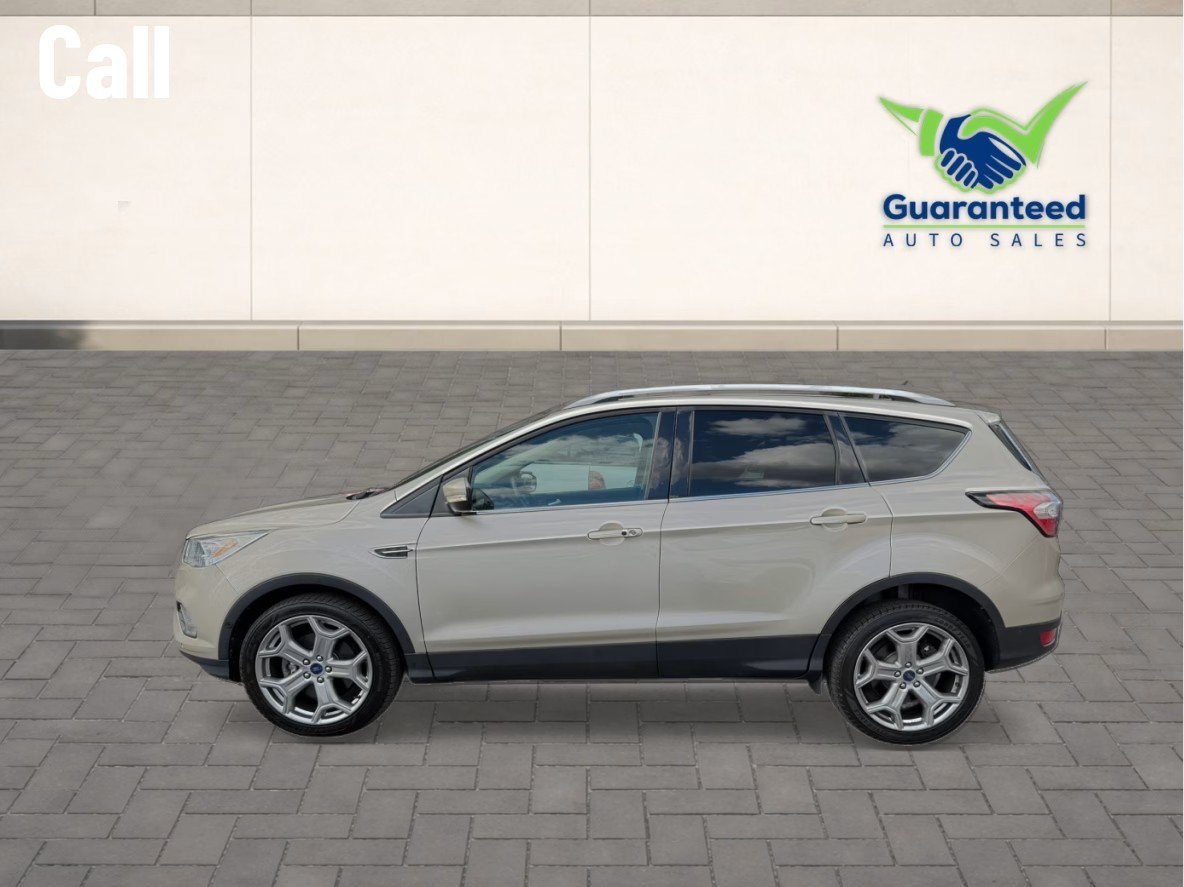 Used 2017 Ford Escape Titanium w/ Equipment Group 301A AWD/4WD image 7
