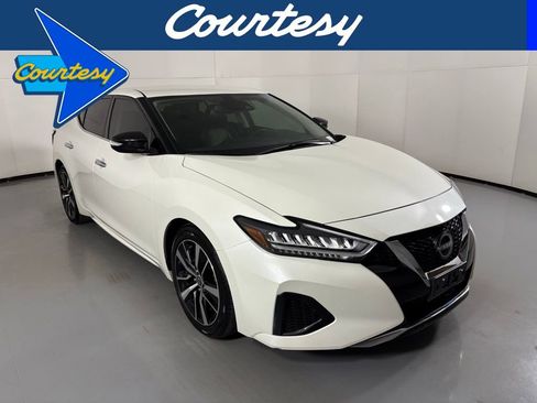 Used 2023 Nissan Maxima SV w/ Floor Mat Group image 1