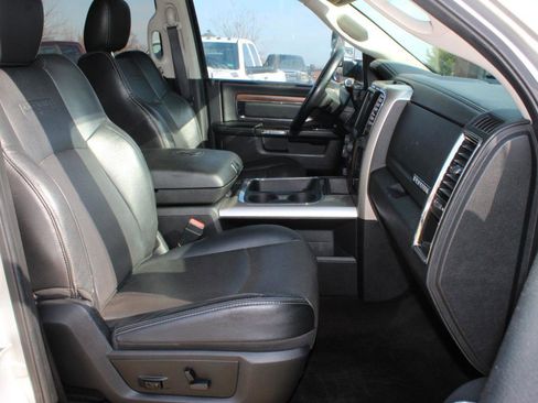 Used 2016 RAM 2500 Laramie w/ Convenience Group image 23