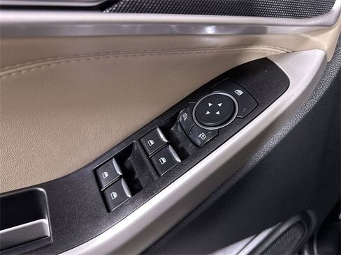 Used 2021 Ford Explorer XLT w/ Equipment Group 202A image 24