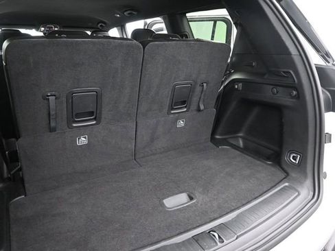 Used 2023 Jeep Grand Cherokee L Laredo image 17