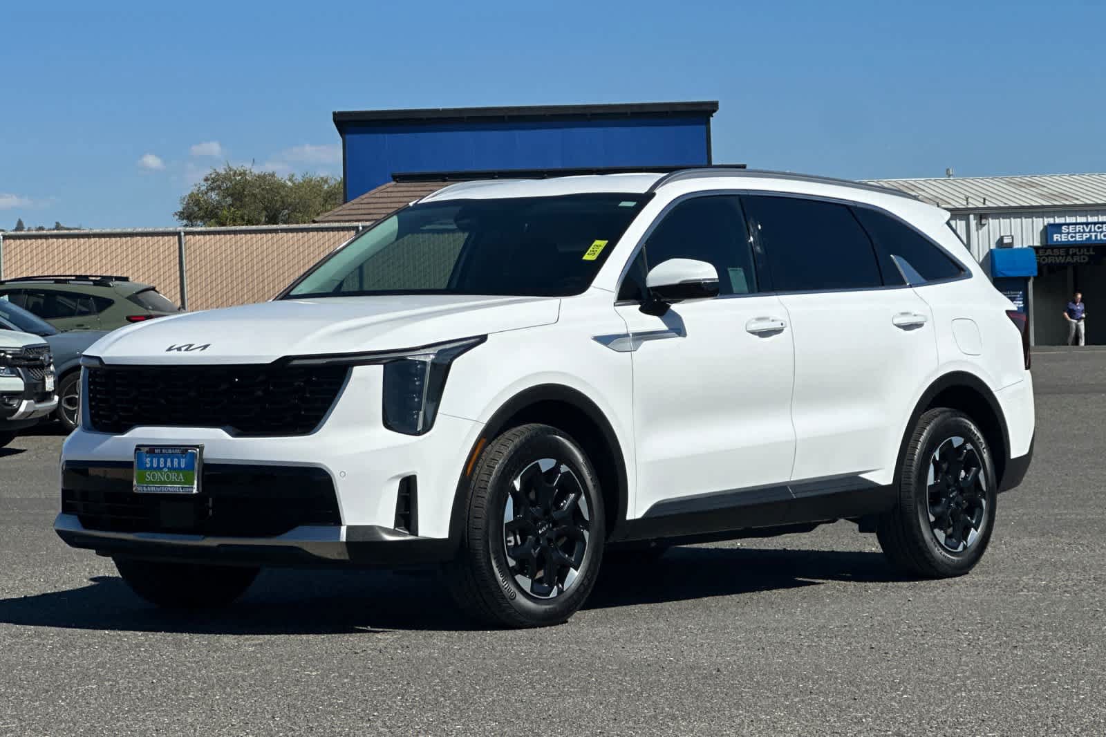 Used 2025 Kia Sorento S AWD/4WD image 7