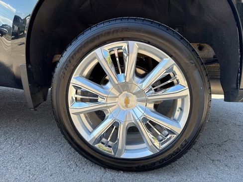 Used 2023 Chevrolet Silverado 1500 High Country w/ High Country Premium Package image 10