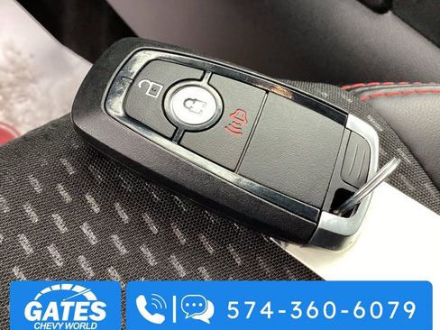 Used 2025 Ford Escape ST-Line image 26