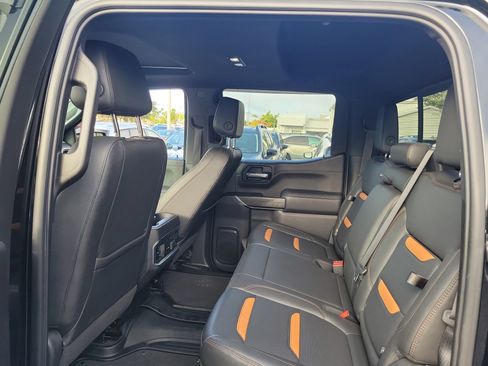 Used 2021 GMC Sierra 1500 AT4 image 13