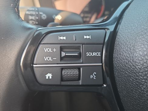 Used 2023 Honda Civic Sport image 22