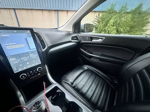 Used 2021 Ford Edge SEL FWD image 39
