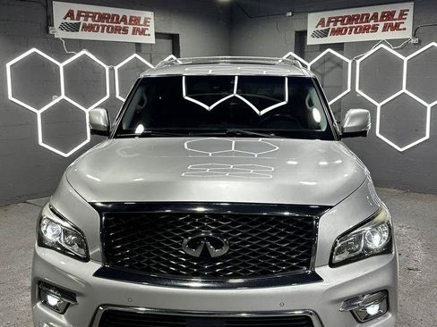 Used 2017 INFINITI QX80 2WD w/ Driver Assistance Package image 2