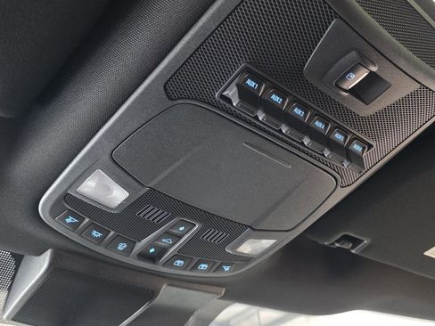 Used 2022 Ford F250 Lariat w/ Lariat Ultimate Package image 23