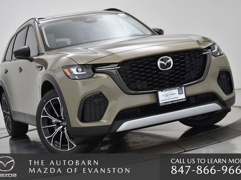 Certified 2025 MAZDA CX-70 Plug-In Hybrid w/ Premium Pkg image 4