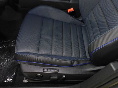 Used 2026 Volkswagen Golf AWD/4WD image 30