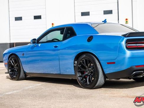 Used 2015 Dodge Challenger SRT Hellcat image 49