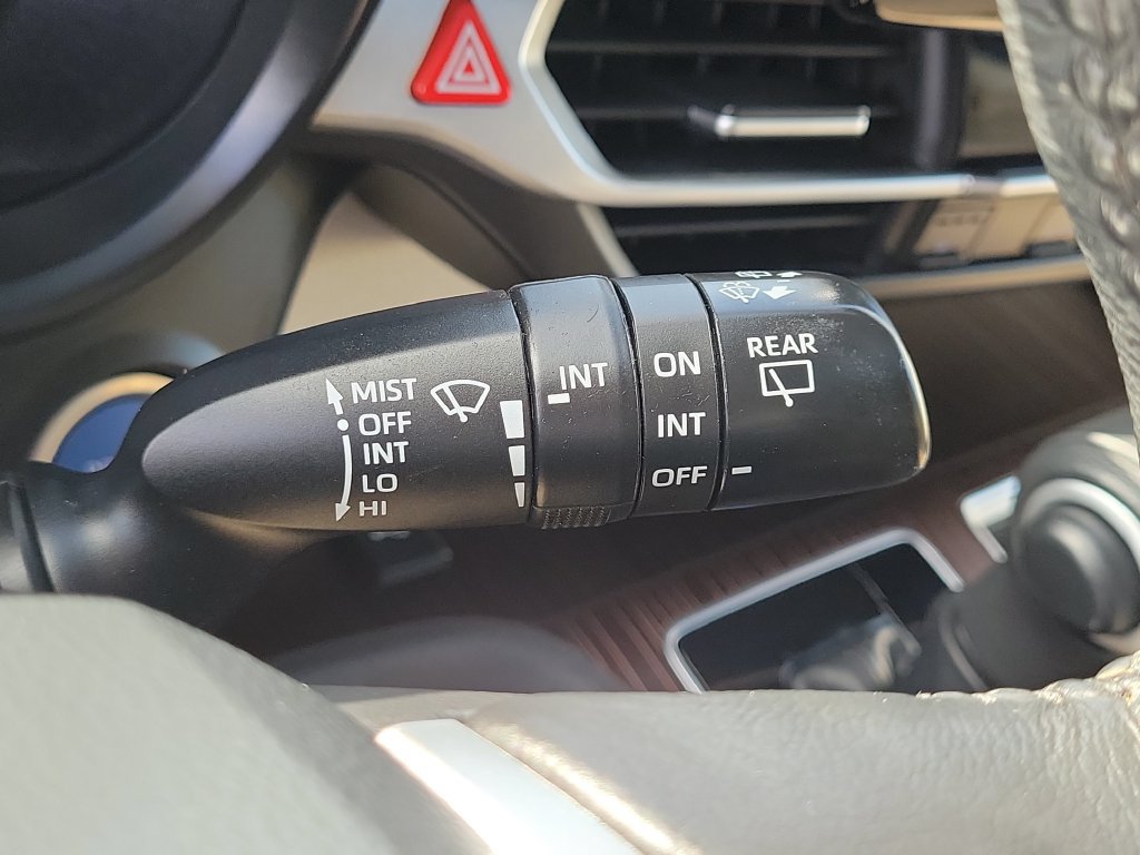 Certified 2021 Toyota Sienna XLE FWD image 12