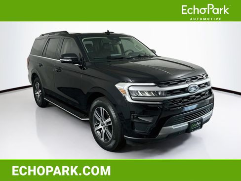 Used 2022 Ford Expedition XLT RWD image 1