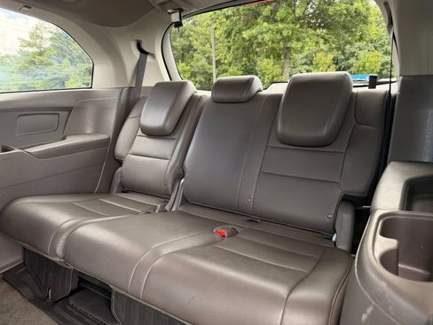 Used 2015 Honda Odyssey EX-L image 30