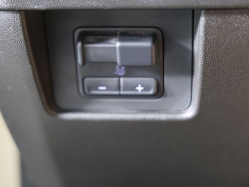 Used 2023 Chevrolet Colorado Z71 w/ Z71 Convenience Package 2 image 21