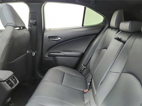 Used 2024 Lexus UX 250h FWD image 28