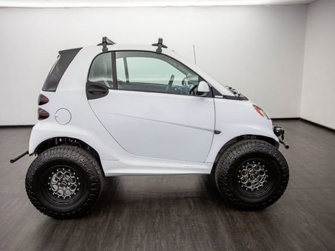 Used 2013 smart fortwo Coupe image 6