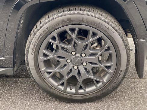 Certified 2025 Jeep Grand Cherokee Summit image 15